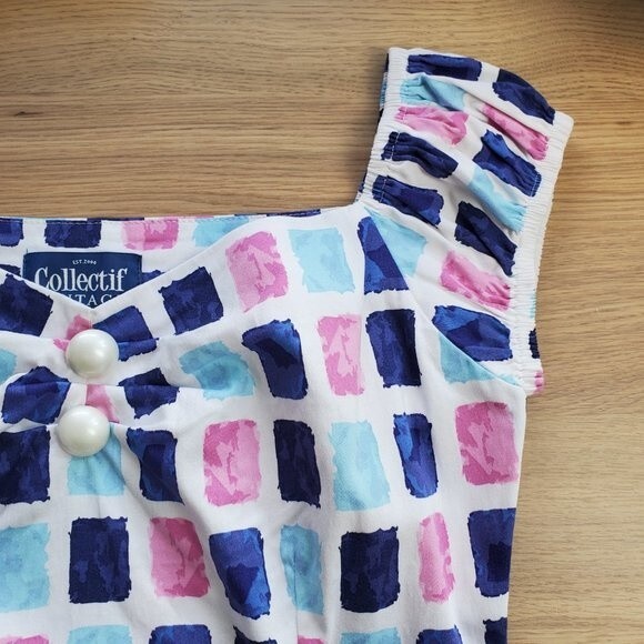 Collectif Dolores Pin-Up Blouse - Picture 8 of 12